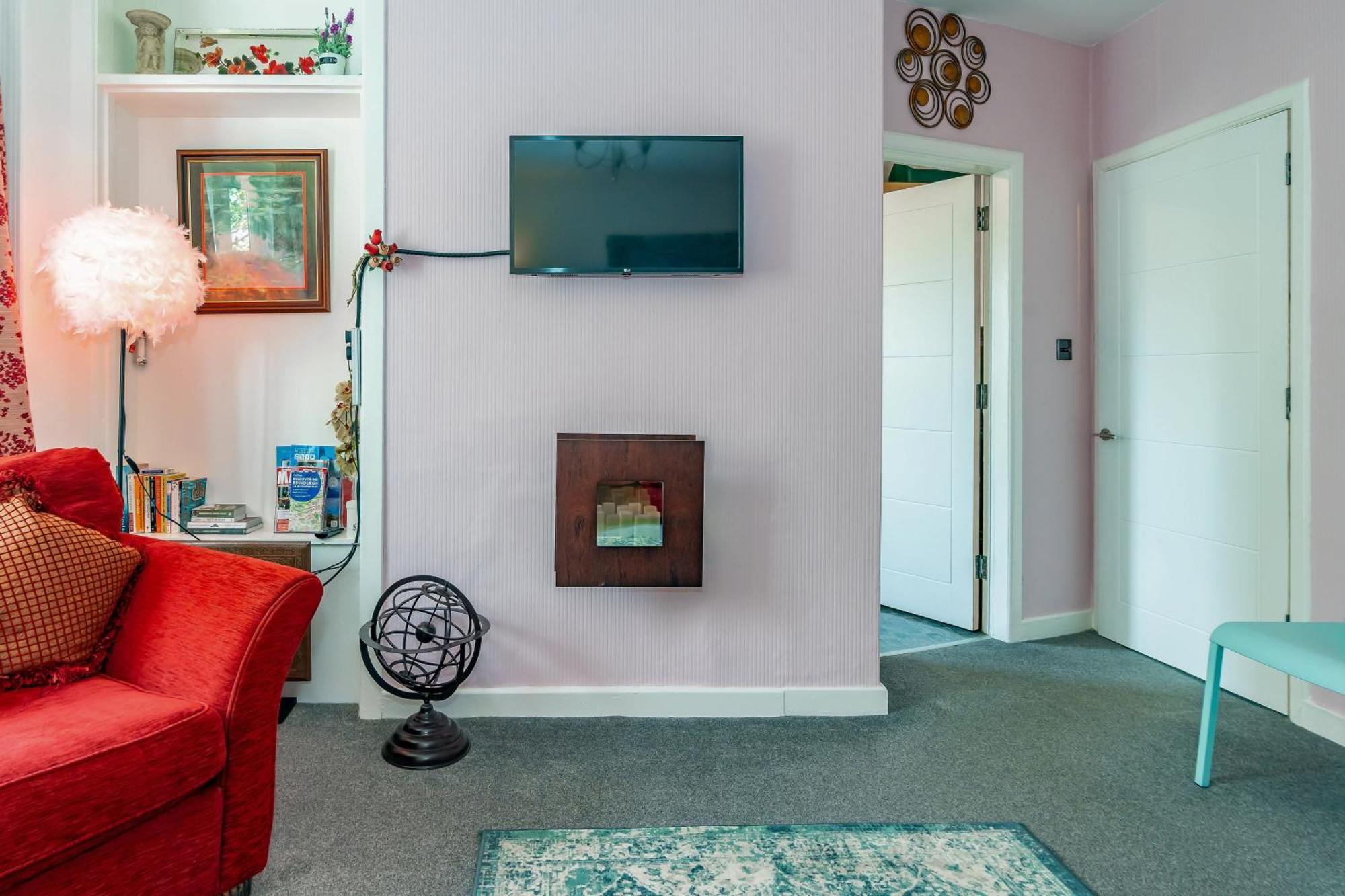 The Restalrig Apartment Edinburgh Bagian luar foto