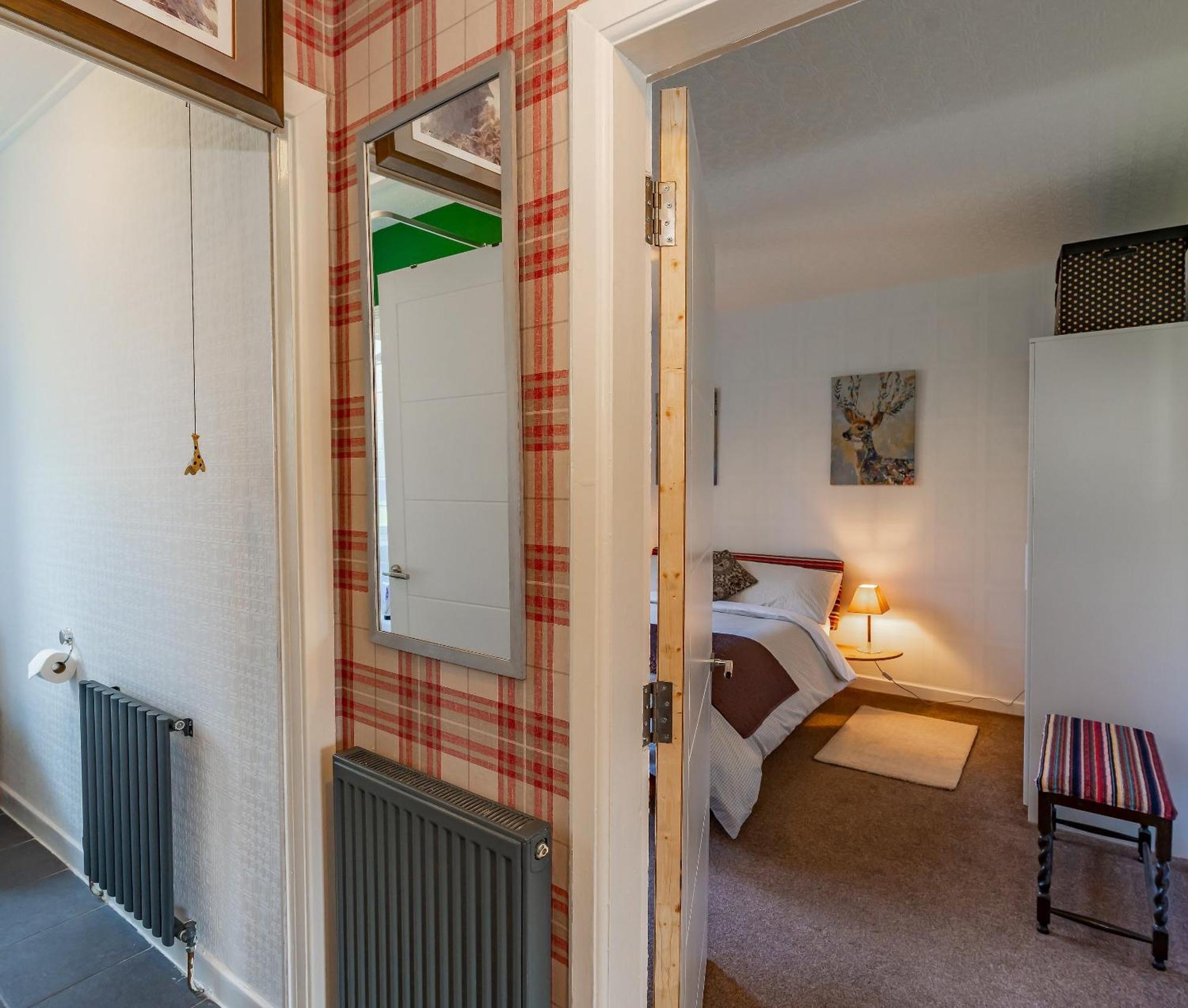 The Restalrig Apartment Edinburgh Bagian luar foto